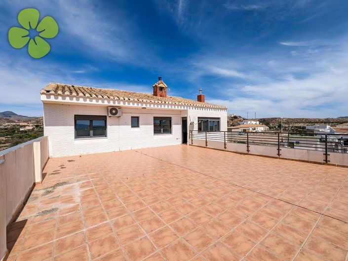 Image No.6-4 Bed Village House for sale