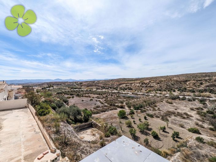 Image No.8-4 Bed Village House for sale