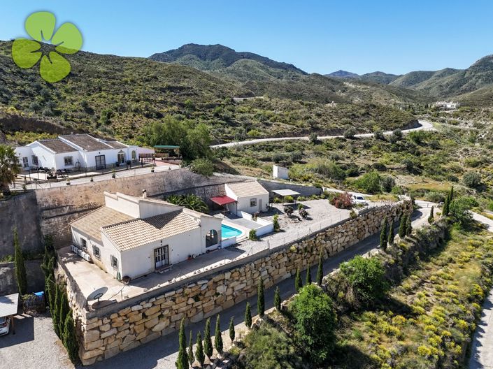 Image No.24-3 Bed Villa for sale