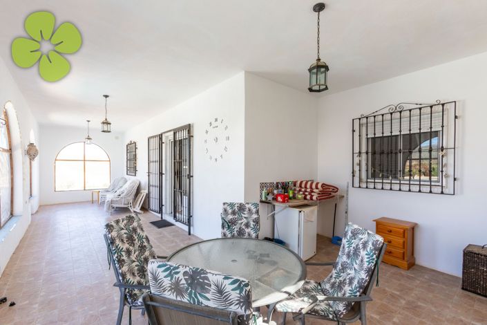 Image No.4-3 Bed Villa for sale