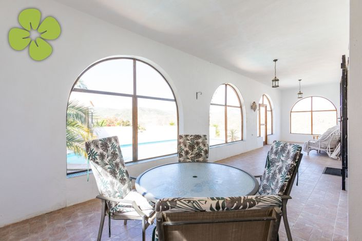 Image No.5-3 Bed Villa for sale