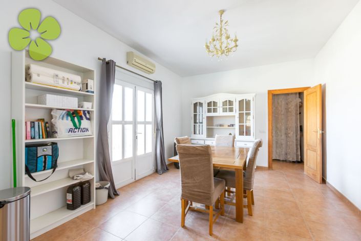 Image No.9-3 Bed Villa for sale