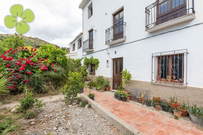 Image No.20-2 Bed Country House for sale