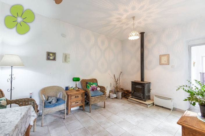 Image No.6-2 Bed Country House for sale