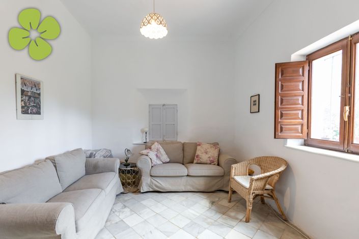 Image No.9-2 Bed Country House for sale