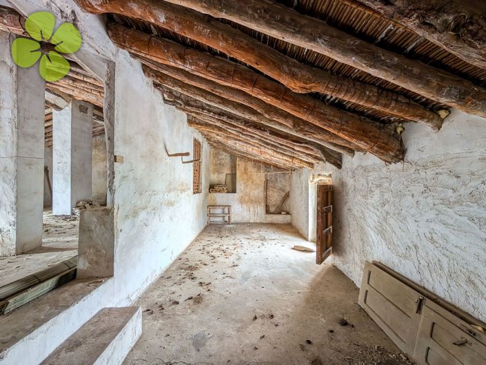 Image No.29-4 Bed Village House for sale