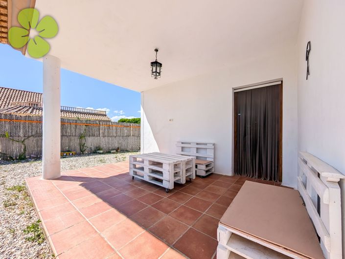 Image No.2-4 Bed Villa for sale