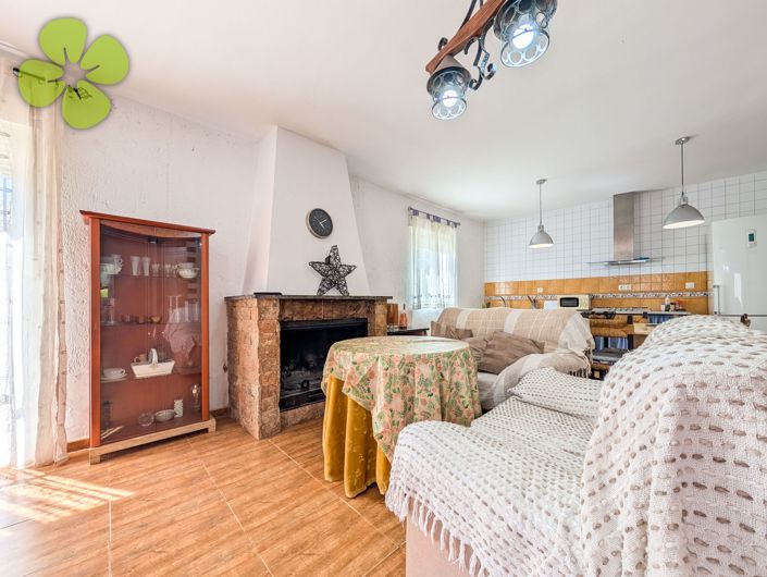 Image No.4-4 Bed Villa for sale