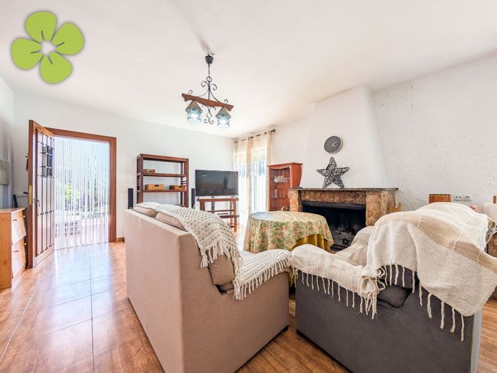 Image No.5-4 Bed Villa for sale