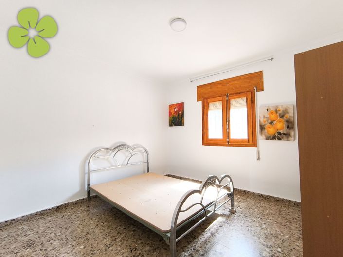 Image No.12-3 Bed Villa for sale