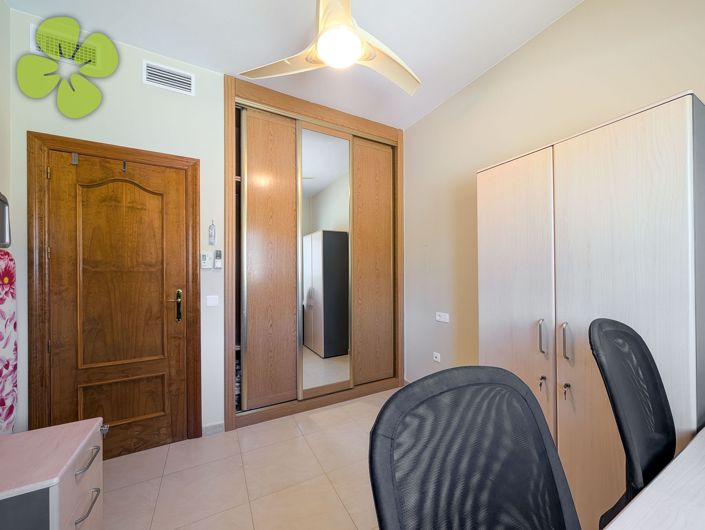 Image No.17-3 Bed Villa for sale
