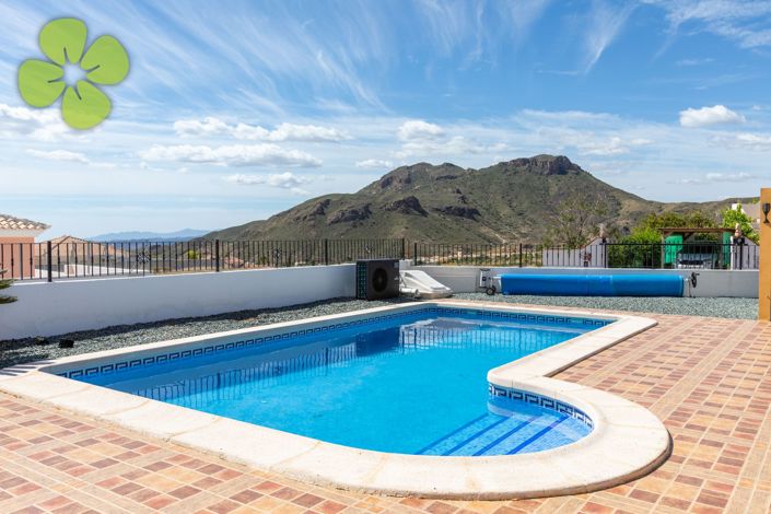 Image No.23-3 Bed Villa for sale