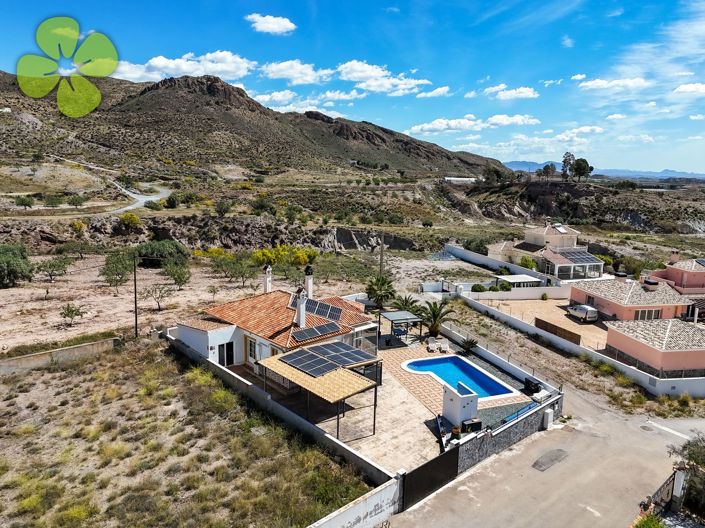 Image No.28-3 Bed Villa for sale