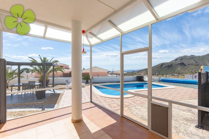 Image No.3-3 Bed Villa for sale