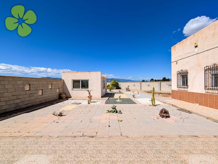 Image No.24-4 Bed Villa for sale