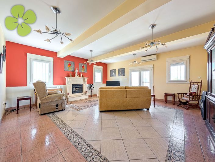 Image No.8-4 Bed Villa for sale