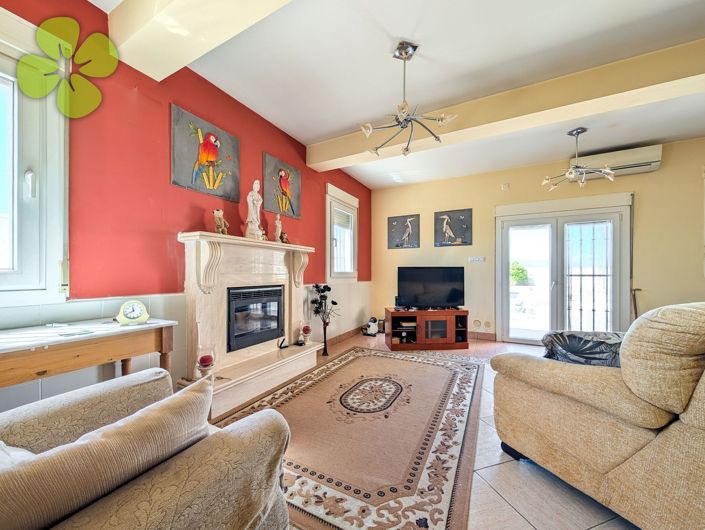 Image No.9-4 Bed Villa for sale