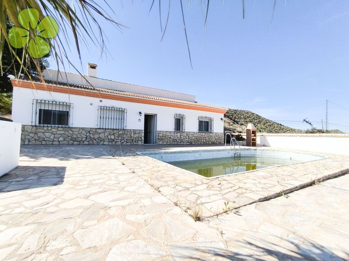 Image No.18-3 Bed Villa for sale