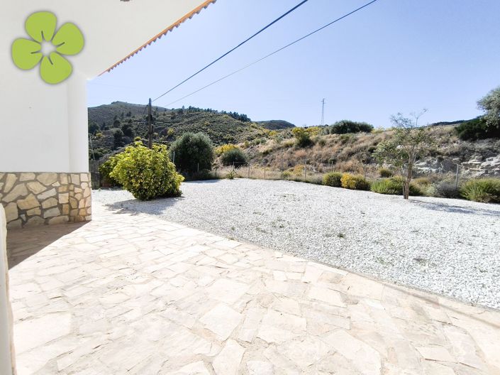 Image No.20-3 Bed Villa for sale