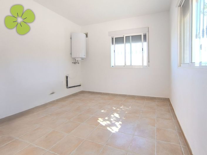 Image No.7-3 Bed Villa for sale