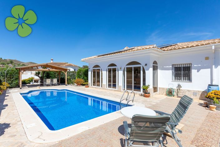 Image No.2-3 Bed Villa for sale