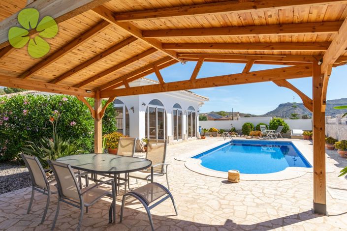 Image No.20-3 Bed Villa for sale