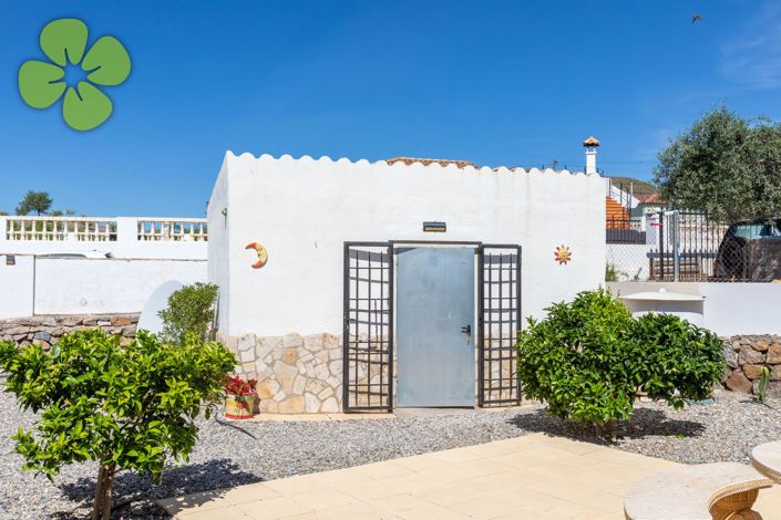 Image No.26-3 Bed Villa for sale