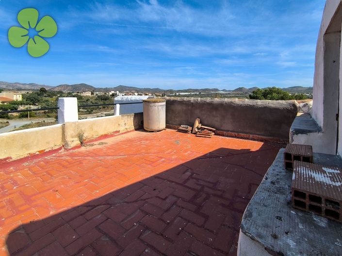 Image No.17-4 Bed Country House for sale