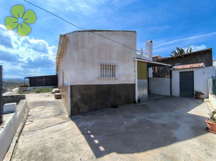 Image No.18-4 Bed Country House for sale