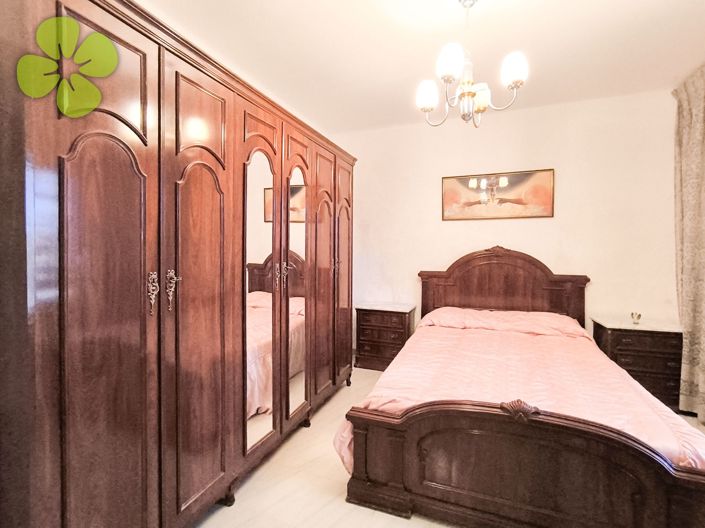 Image No.9-4 Bed Country House for sale