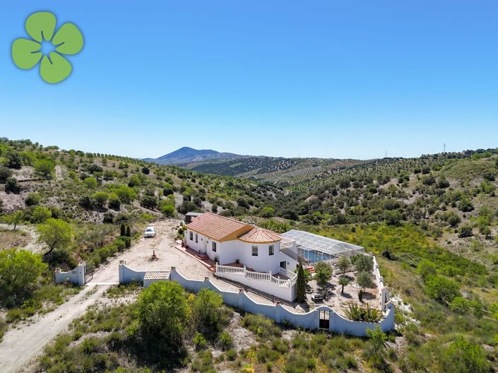 Image No.30-4 Bed Villa for sale