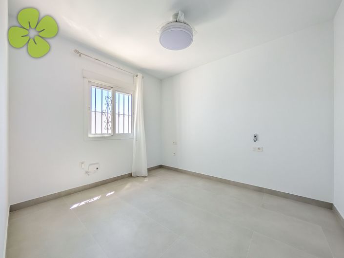 Image No.16-5 Bed Villa for sale