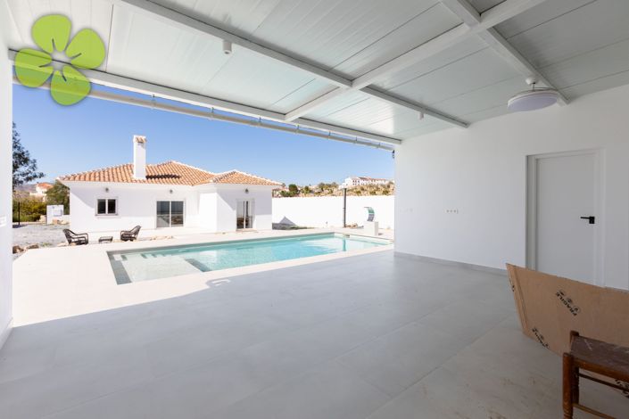 Image No.17-5 Bed Villa for sale