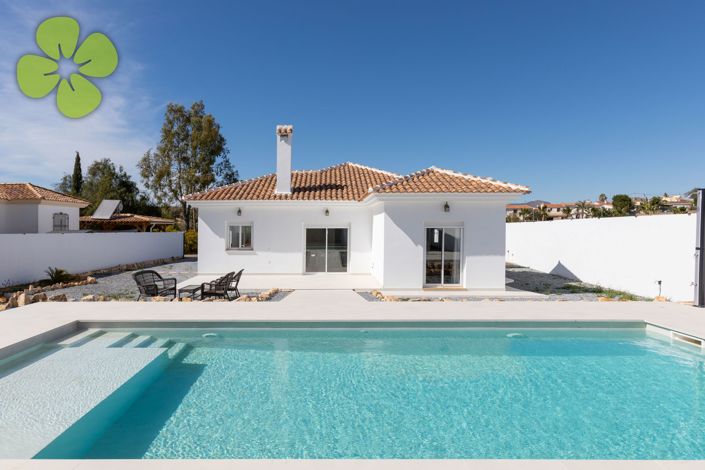 Image No.2-5 Bed Villa for sale