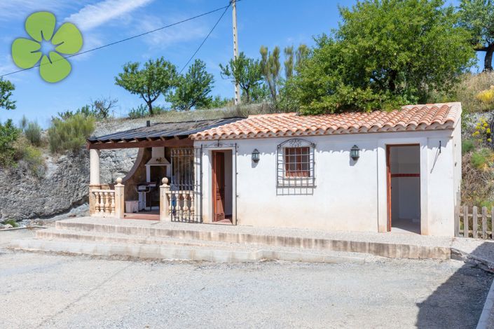 Image No.27-6 Bed Country House for sale