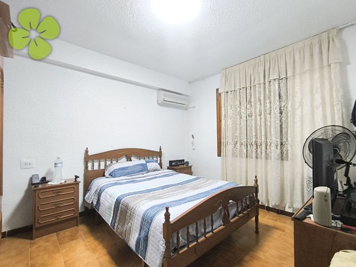 Image No.10-3 Bed Apartment for sale