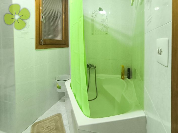 Image No.12-3 Bed Apartment for sale