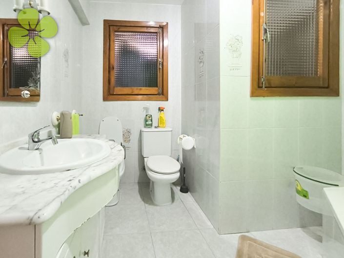 Image No.13-3 Bed Apartment for sale
