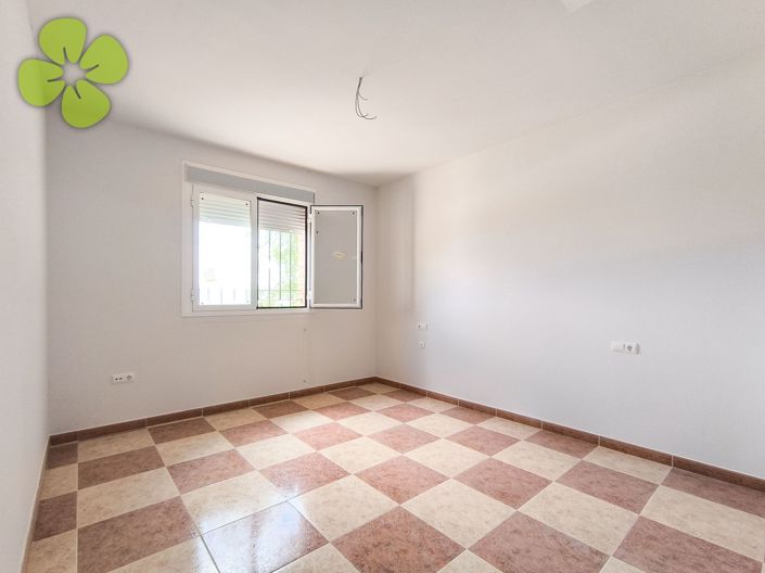 Image No.5-4 Bed Villa for sale
