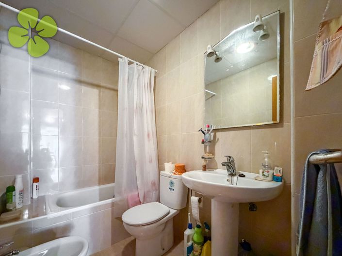 Image No.8-2 Bed Apartment for sale