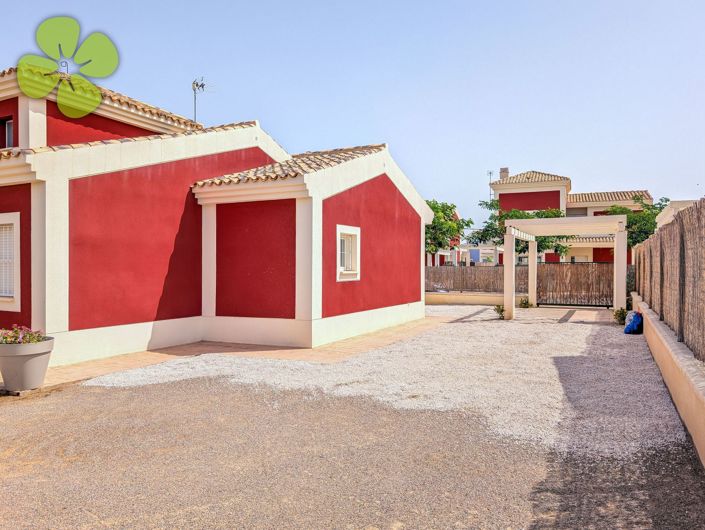 Image No.20-3 Bed Villa for sale