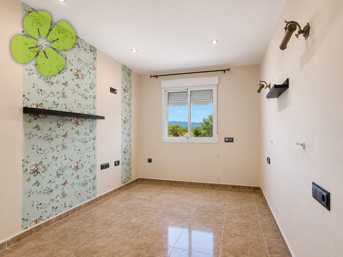 Image No.13-2 Bed Villa for sale