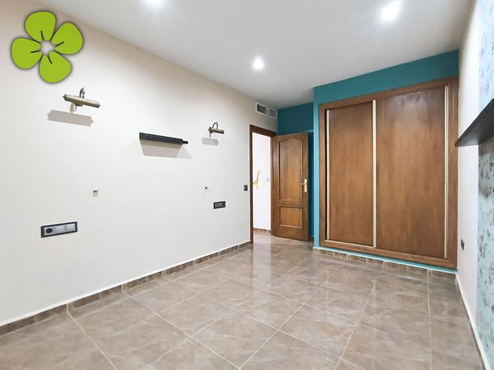 Image No.14-2 Bed Villa for sale