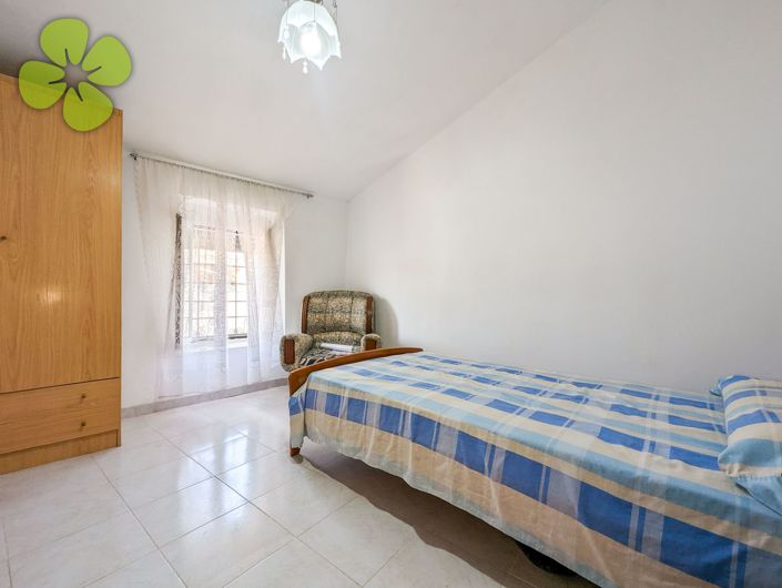 Image No.18-5 Bed Village House for sale