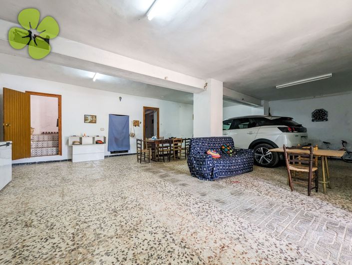 Image No.2-5 Bed Village House for sale