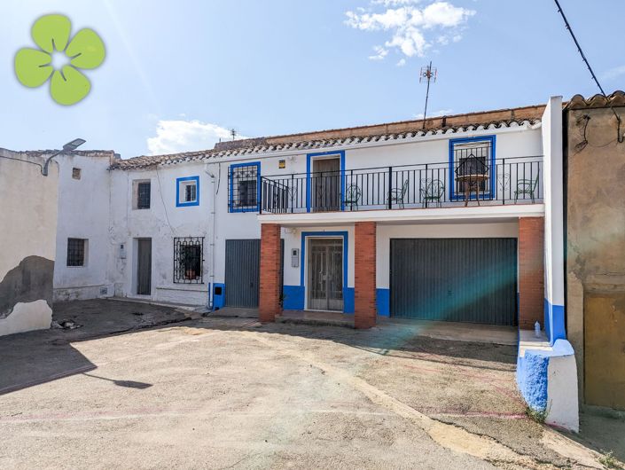 Image No.26-5 Bed Village House for sale