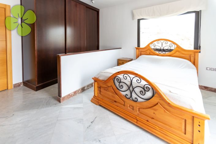 Image No.19-5 Bed Villa for sale
