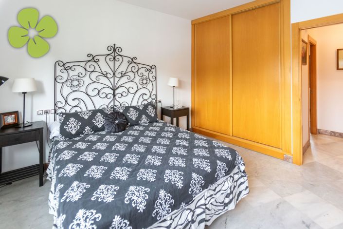 Image No.7-5 Bed Villa for sale