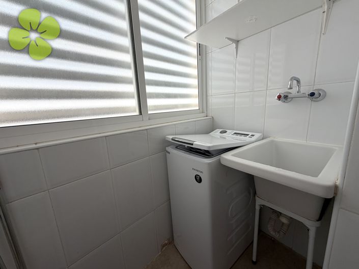 Image No.10-3 Bed Apartment for sale