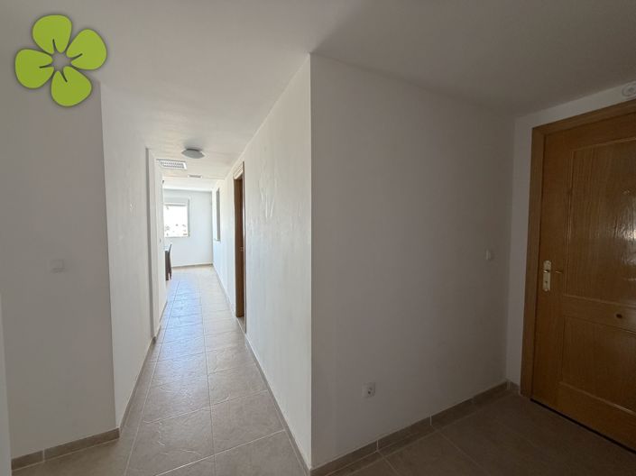 Image No.12-3 Bed Apartment for sale